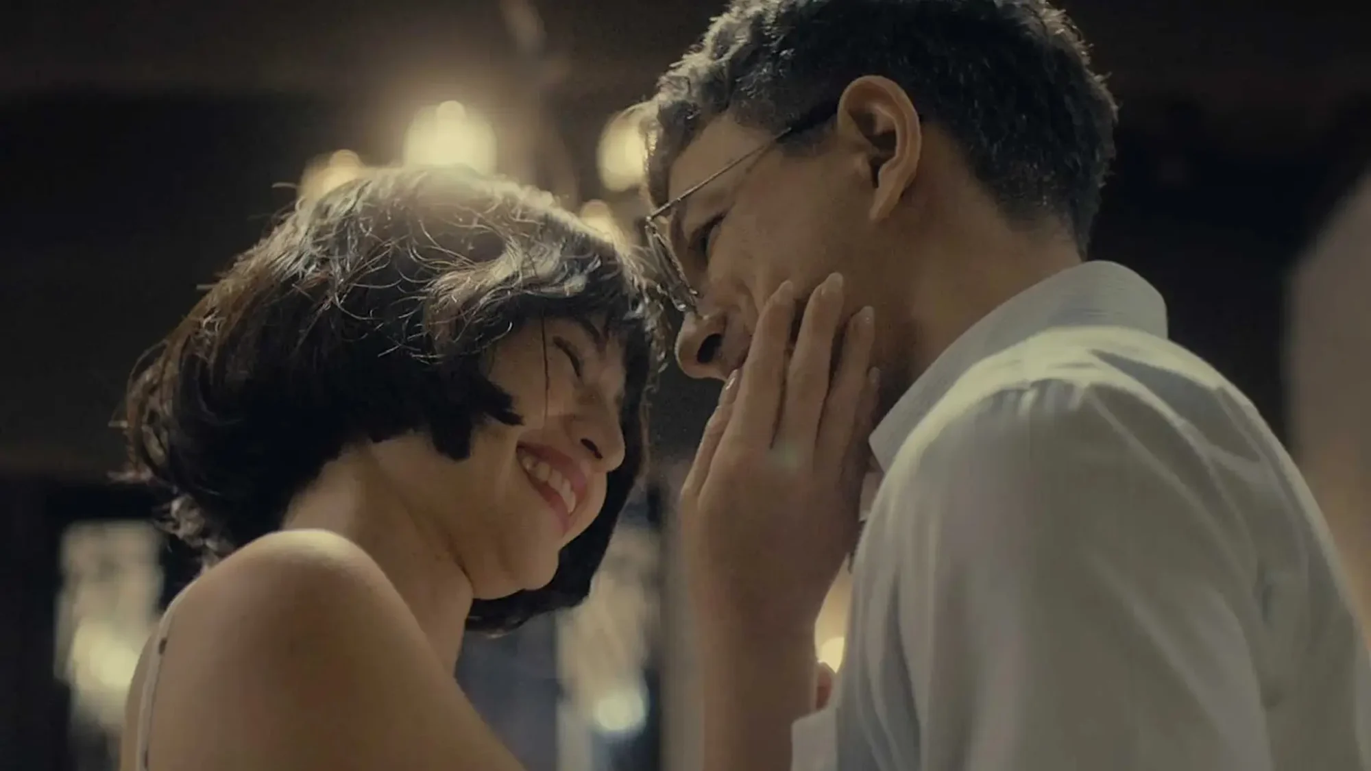 Anne Curtis and Jericho Rosales in The Loved One.