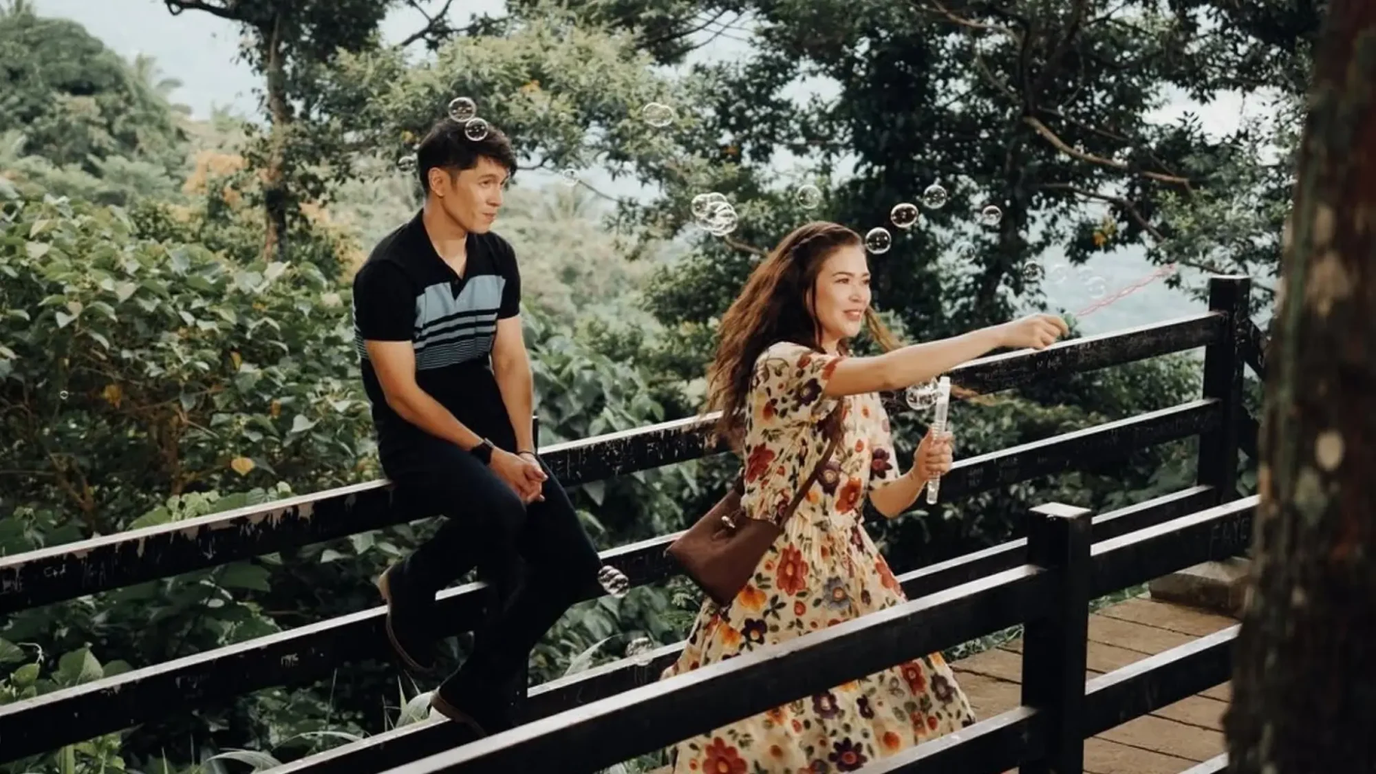 Carlo Aquino and Bela Padilla in A Special Memory.