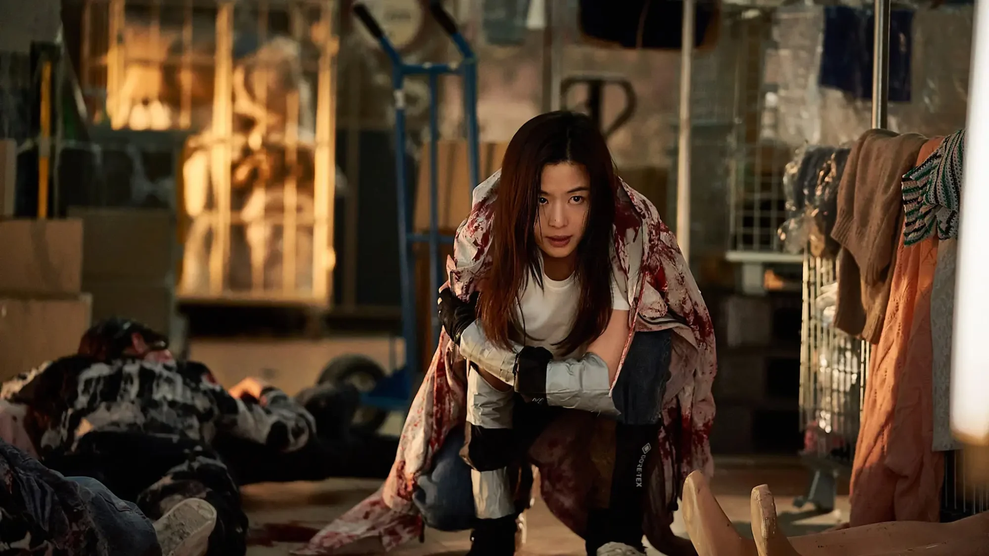 Jun Ji-hyun in Colony image.